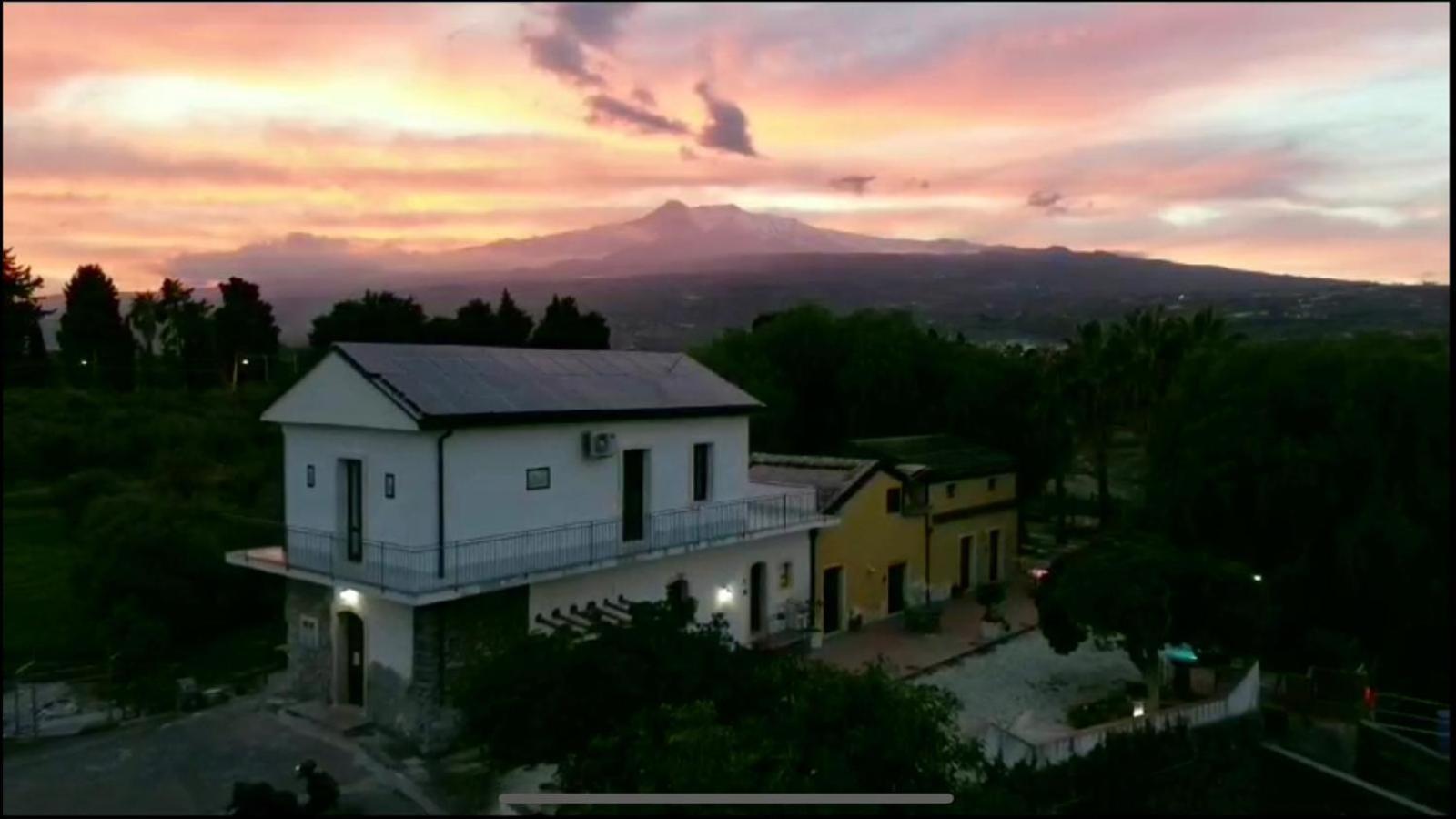 Oasi Del Fiumefreddo Villa Fiumefreddo di Sicilia Exteriör bild