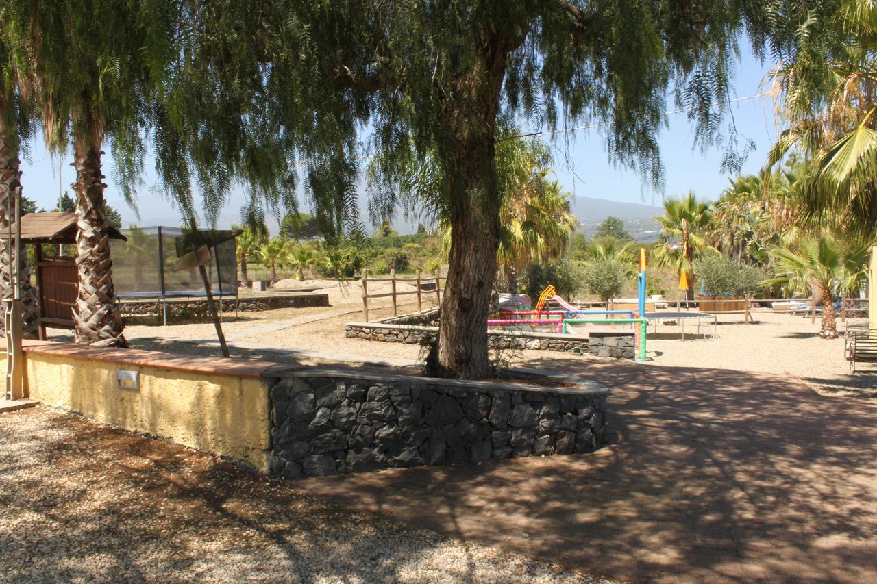 Oasi Del Fiumefreddo Villa Fiumefreddo di Sicilia Exteriör bild