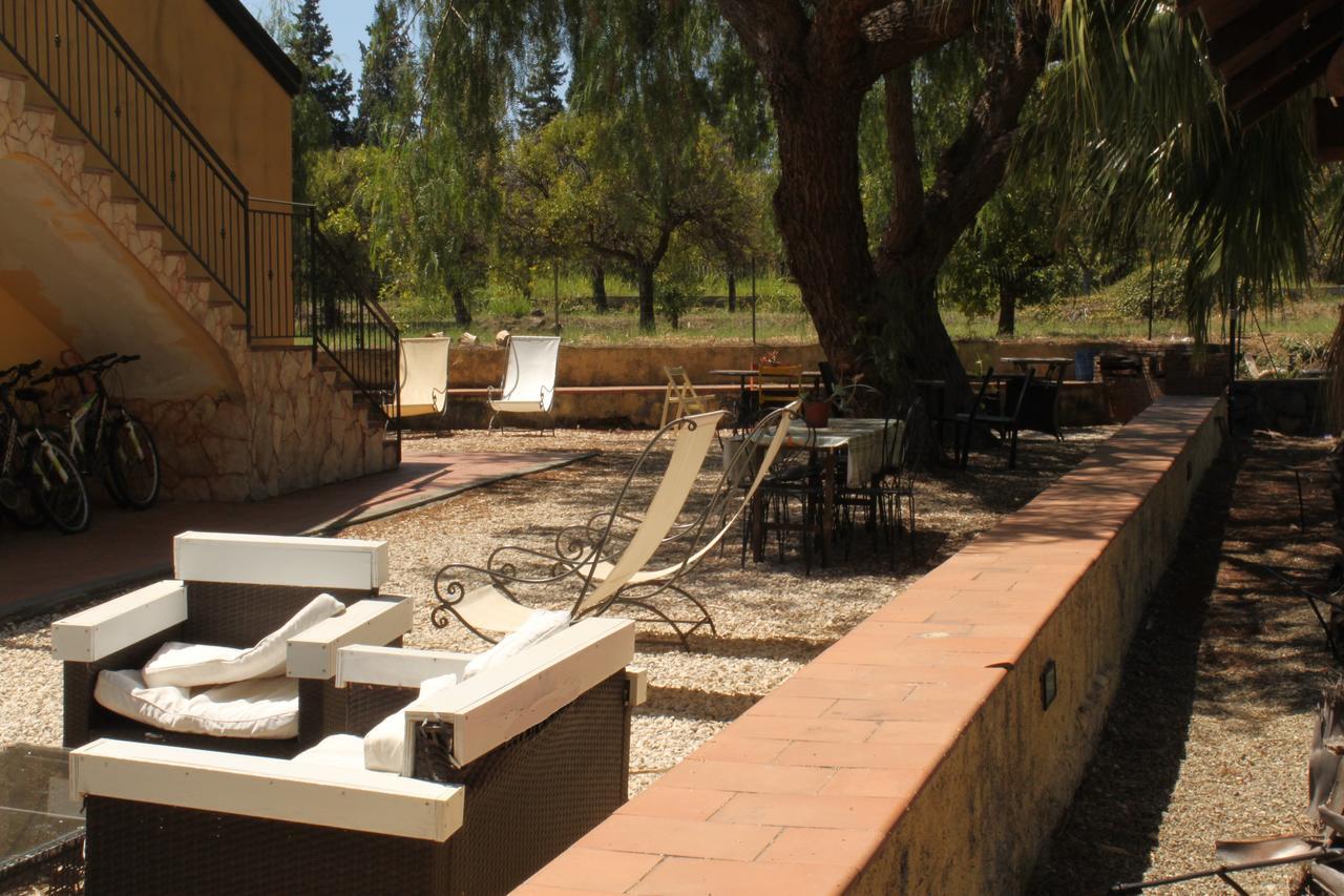 Oasi Del Fiumefreddo Villa Fiumefreddo di Sicilia Exteriör bild